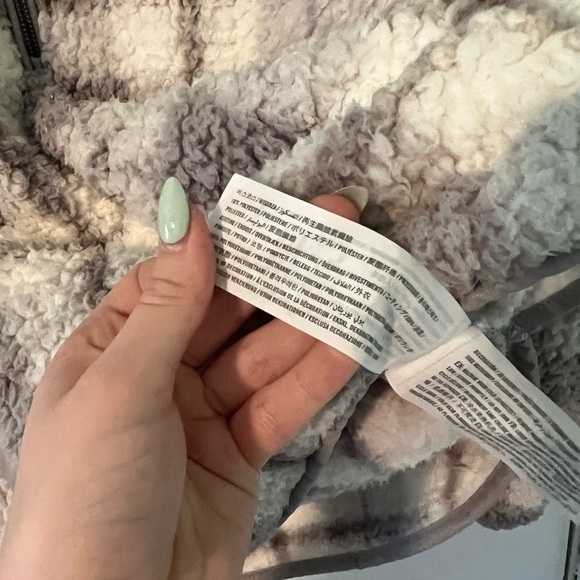 Abercombie Soft A&F Gray Plaid Sherpa Quarter Zip Pullover - Picture 8 of 10